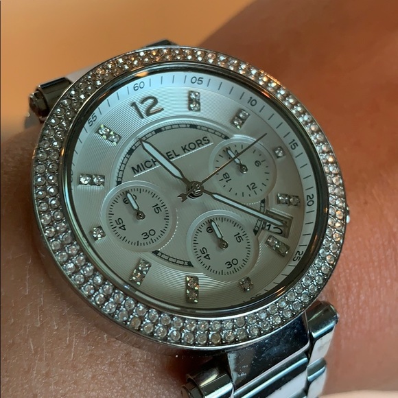 Michael Kors Parker Watch - Picture 3 of 12